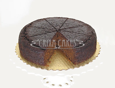 Crixa Cakes' fresh ginger cake on top of gold plate