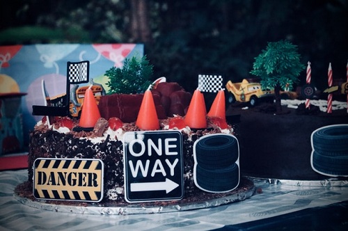 road signs design birthday cake