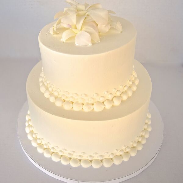 Azteca Bakery Wedding Cake